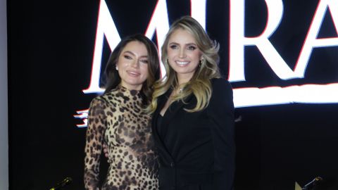 Sofía Castro y Angélica Rivera.