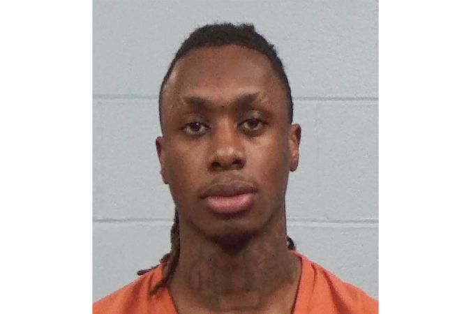 Foto de la oficina del aguacil del condado de Williamson en Texas del receptor de los Chiefs Xavier Worthy el sábado 8 de marzo del 2025. (Williamson County Sheriff's Office via AP)