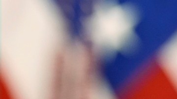 Donald Trump da por terminada la "invasión" de migrantes a Estados Unidos