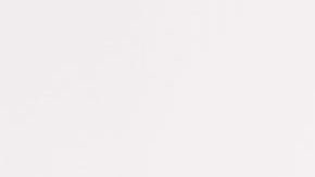 "Obtenía muy pocas respuestas a las muchas preguntas que tenía”, cuenta la autora, cineasta documental y presentadora de podcast sobre la razón para convertirse en una vocera sobre la menopausia.