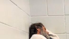Filtran video de migrantes hacinados en centro de detención de Florida: "Estamos secuestrados"