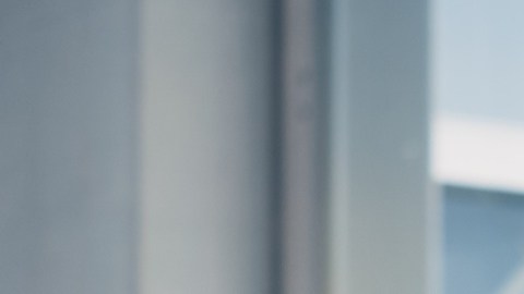 ¿Pueden agentes de inmigración revisar tu teléfono celular al entrar a EE.UU.?