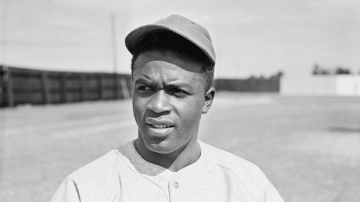 Rara tarjeta de novato de Jackie Robinson podría venderse por $400,000 dólares