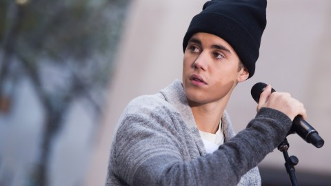 Justin Bieber también expresó su deseo de trabajar es sus problemas y crecer como persona.