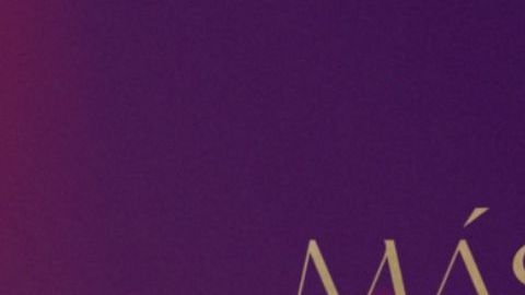 María Celeste Arrarás posa para promocionar su nuevo show "Más Fuerte Que Nunca"
