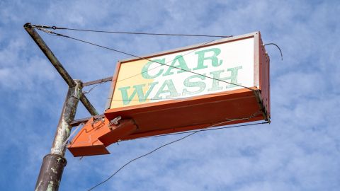 El crimen ocurrió en Slappy's Express Car Wash, local ubicado en Forest Hill, un suburbio de Texas.