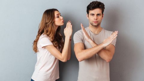Cuando él sabe que te tiene a sus pies, la emoción se acaba y el interés por ti disminuye