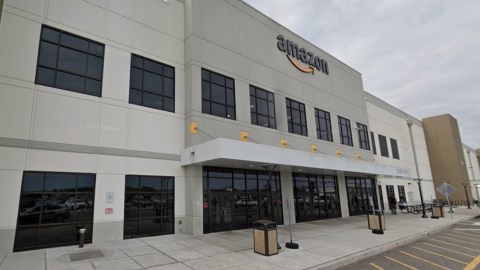 Almacén de Amazon en Staten Island (NYC).