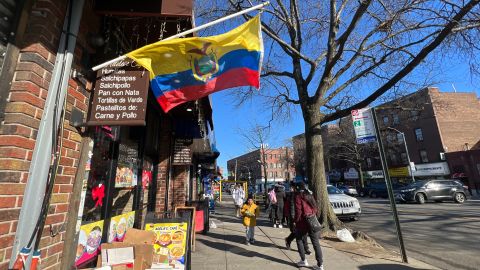 Ecuatorianos de NYC saldrán a votar este domingo por presidente.