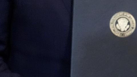 72179560_606