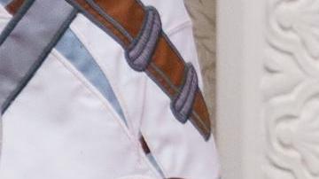 El presidente de Estados Unidos, Donald Trump, llega a la ceremonia de juramentación de Mehmet Oz como administrador de los Centros de Servicios de Medicare y Medicaid en la Oficina Oval de la Casa Blanca, en Washington, D.C., EE.UU., el 18 de abril de 2025.