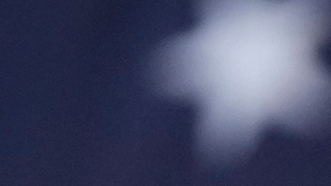 "Tenemos que empezar a cuidar nuestro país ya", afirmó Trump.