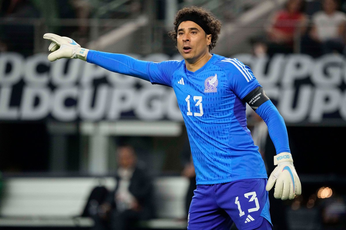 Guillermo Ochoa se prepara para el retiro con nuevo sistema de la FIFA
