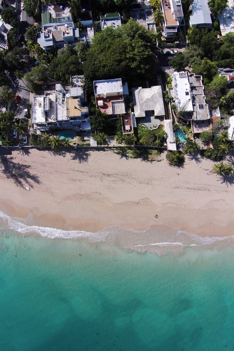 Prematuro anticipar si más empresas se relocalizarían a Puerto Rico para evitar aranceles de Trump, dice economista