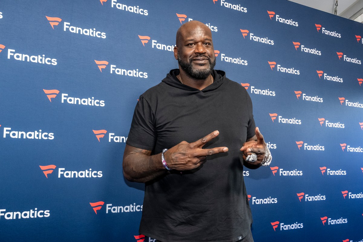 Shaquille O'Neal abandona programa en vivo por una emergencia de baño