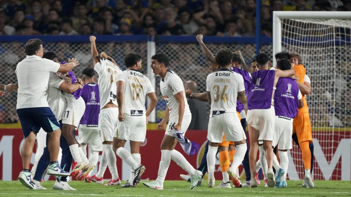 Conmebol suspendió a jugador de Alianza Lima por llamar "boliviano" a rival de Boca Juniors