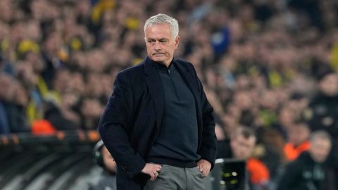 José Mourinho durante un partido de Europa League con Fenerbahce.