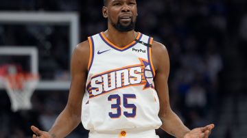 Kevin Durant podría ser traspasado en la temporada baja.