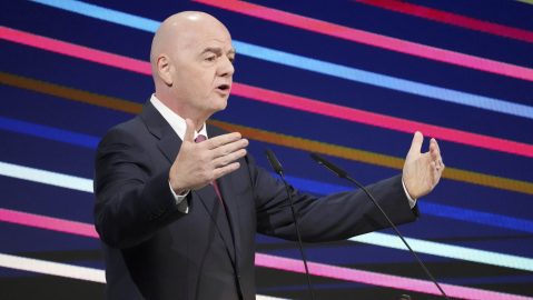 Gianni Infantino lamentó la muerte del papa Francisco por "su entusiasmo por el fútbol"