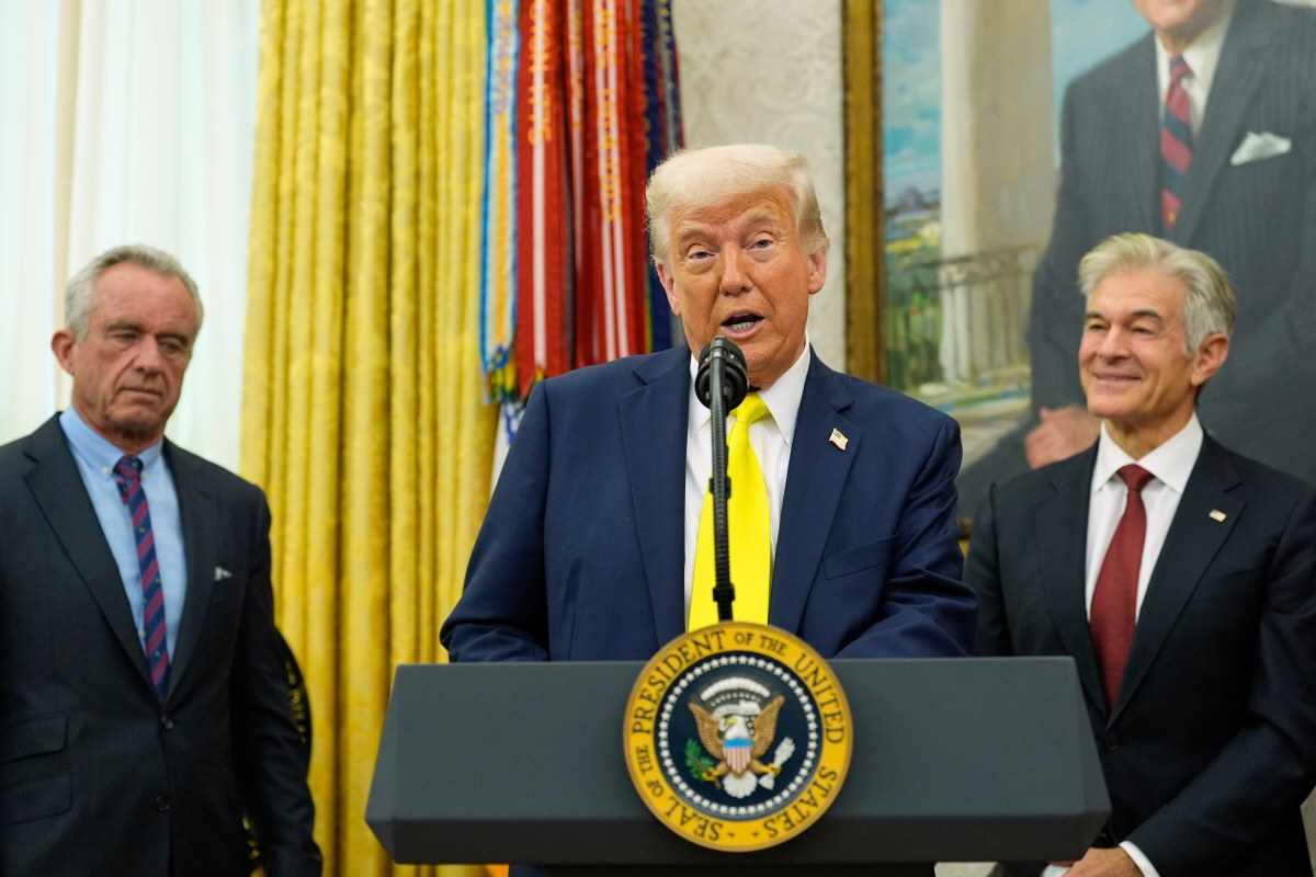 Trump visitará países del Medio Oriente a mediados de mayo