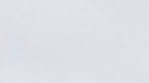 La bandera de Estados Unidos a media asta en la Casa Blanca en honor al papa Francisco.