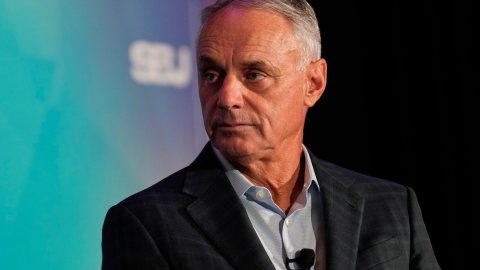 Rob Manfred comisionado de la MLB.
