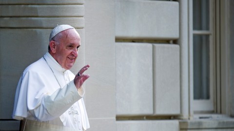 Figuras del fútbol mundial lamentan la muerte del papa Francisco.