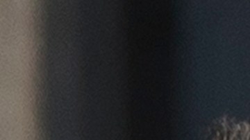 El Papa Francisco siempre fue amante del fútbol. En la foto, sostiene una réplica del campeonato argentino que ganó San Lorenzo de Almagro en 2013.