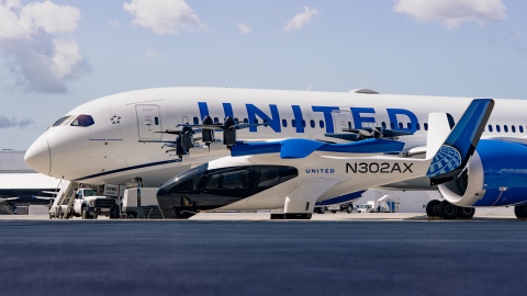 Archer y United Airlines