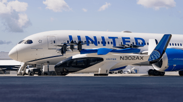 Archer y United Airlines