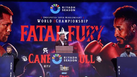 Saúl 'Canelo' Álvarez vs. William Scull.