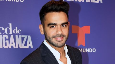 Carlos Adyan, presentador de En Casa con Telemundo.