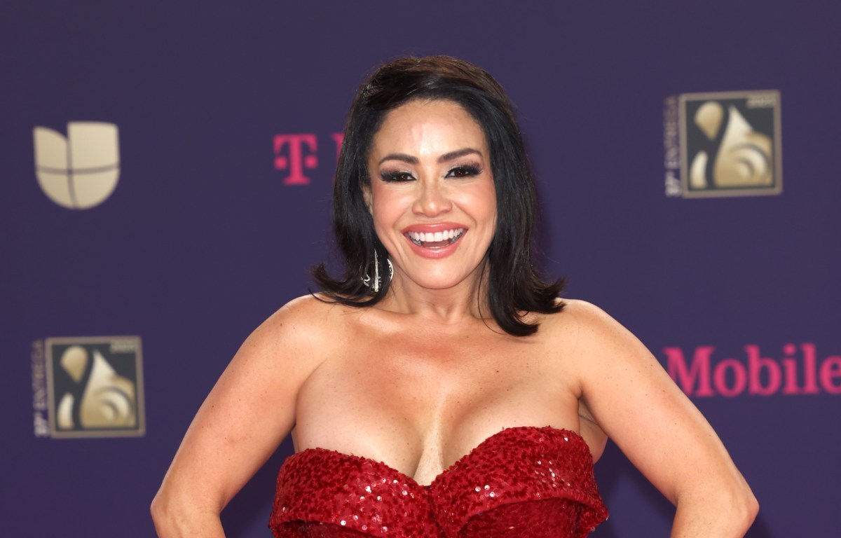 Carolina Sandoval y su hija usan el mismo vestido: las reacciones de los usuarios en redes