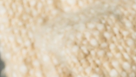 Los snacks salados y ricos en proteína son una opción para calmar los antojos.