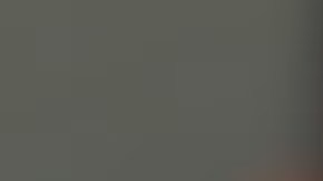 Balmer compartió una imagen de una bomba molotov en llamas bordado, con la inscripción: "Sé la luz que quieres ver en el mundo".