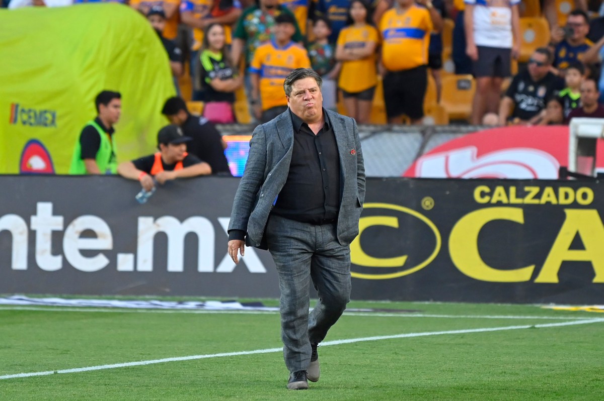Miguel Herrera sale en defensa del Club León tras su expulsión del Mundial de Clubes