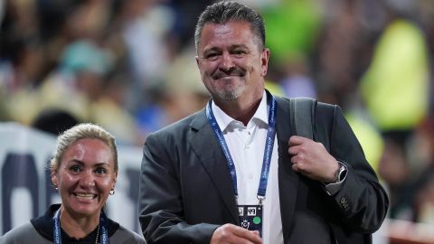 Carlos Hermosillo revela casos de corrupción en la Liga MX.