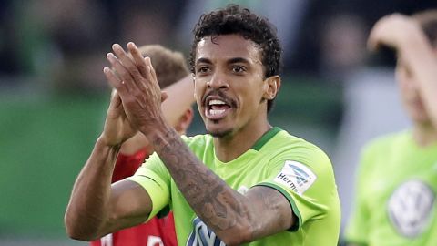 Luiz Gustavo.