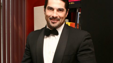 Arturo Carmona decidió aclarar su postura y defendió su relación laboral con Martínez.