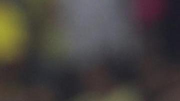 Salomón Rondón festeja tras marcarle a América.