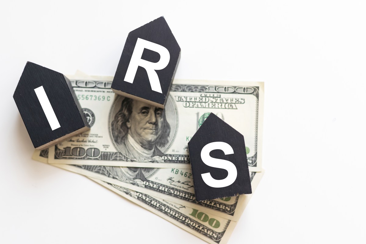 IRS puede confiscar tus pagos y propiedades si no pagas impuestos