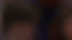 Alex Ovechkin celebra tras marcar su gol número 895 en su carrera en un encuentro entre los Washington Capitals y los New York Islanders.