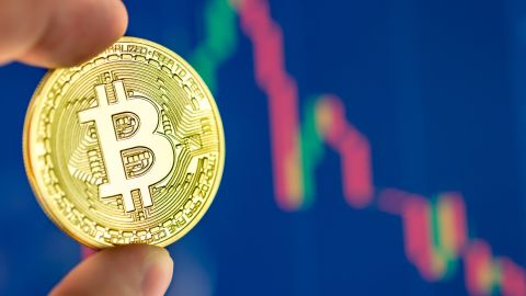 precio-bitcoin-cae-aranceles-trump