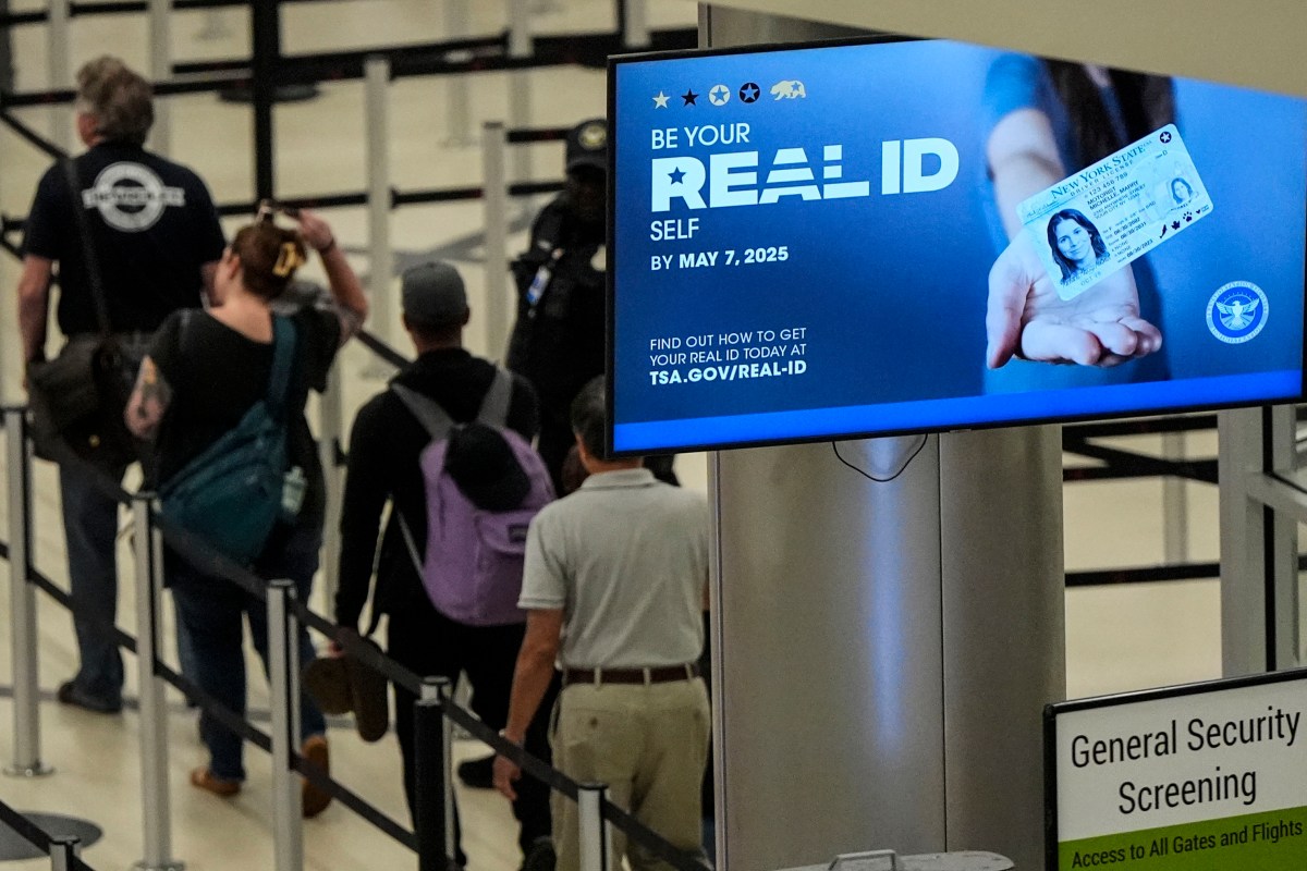 TSA comenzará a aplicar plenamente la Ley REAL ID el 7 de mayo para viajes en EE.UU.