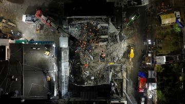 APTOPIX Dominican Republic Roof Collapse