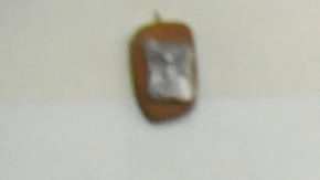 Hinchas de San Lorenzo asisten a una misa en memoria del papa Francisco en la capilla San Antonio del barrio de Almagro, en Buenos Aires, Argentina.