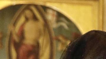 Imagen de archivo tomada el 24/05/2017 del papa Francisco mientras mantiene una audiencia privada con el presidente de Estados Unidos, Donald Trump, y su esposa Melania Trump, en el Vaticano.