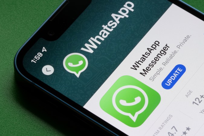 Asegúrate de mantener tu WhatsApp actualizado, pues de esta manera podrás acceder a más funciones de la app.
