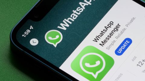 Asegúrate de mantener tu WhatsApp actualizado, pues de esta manera podrás acceder a más funciones de la app.