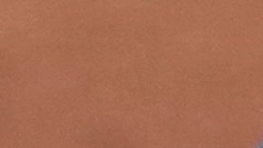 El abridor de los New York Yankees Will Warren (98) en una reunión en el montículo con el equipo y el coach de pitcheo Matt Blake durante la cuarta entrada del encuentro ante los Pittsburgh Pirates.